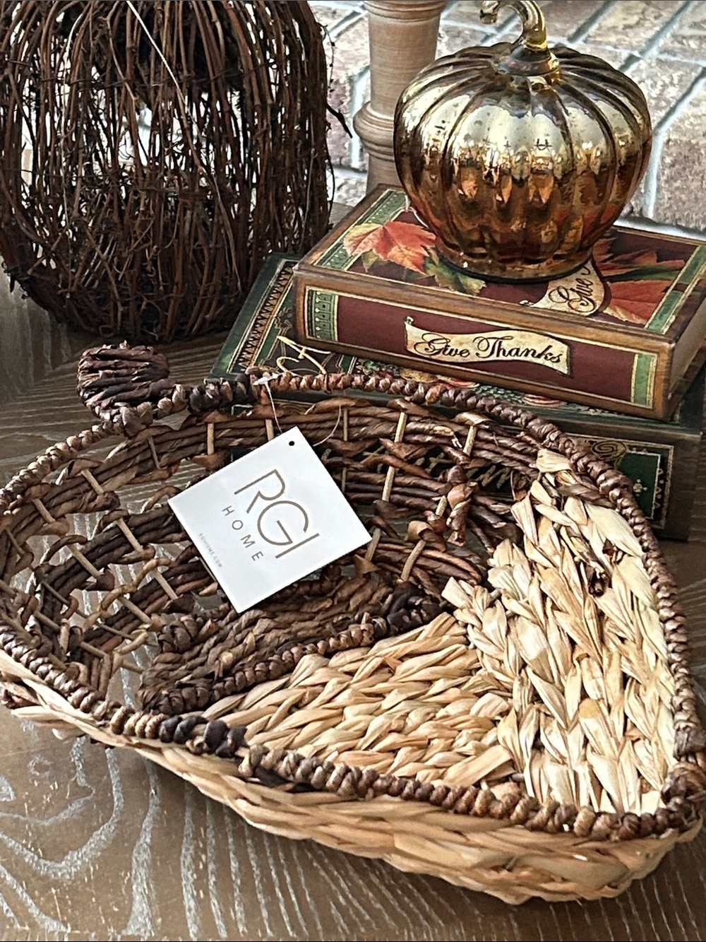 NWT! LARGE Fall Autumn Harvest Woven Acorn Shaped Serving Basket